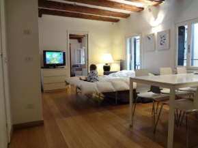  Biennale Apartment  Венеция